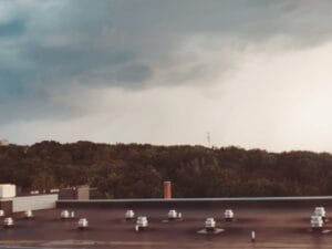 does home insurance cover roof